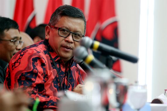 PDIP Ngotot Usung Kader Sendiri di Surabaya, Hasto: Itulah Tujuan Berpartai - JPNN.COM