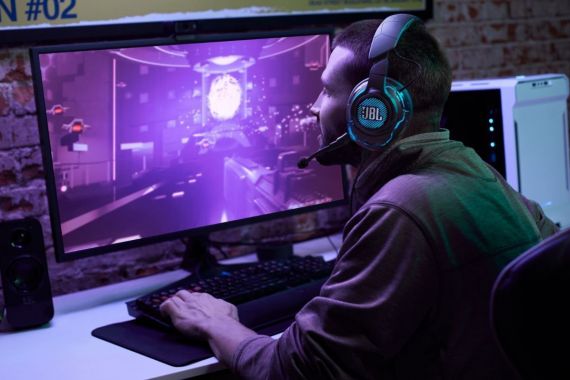 Inilah Jajaran Headset Gaming JBL yang Mejeng di CES 2020 - JPNN.COM