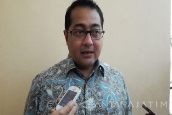 Teuku Riefky Harsya tak Penuhi Panggilan KPK - JPNN.COM