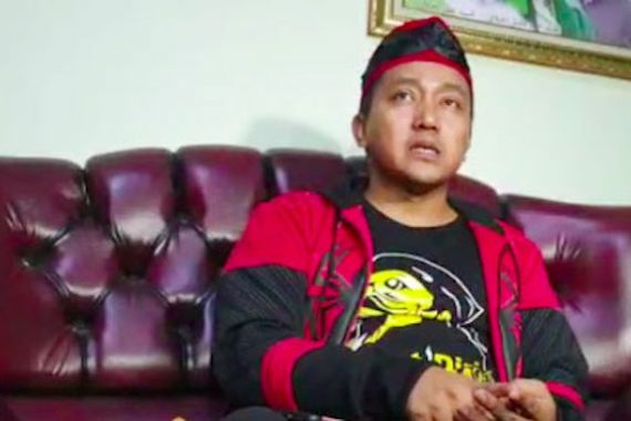 Teddy Pardiyana Mempersilakan Rizky Febian Ambil Aset Indekos, Asal Diberi Rp 500 Juta - JPNN.COM