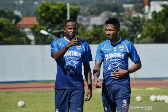 Dua Pemain Asal Brasil Akan Mengisi Lini Depan Persib Bandung - JPNN.COM