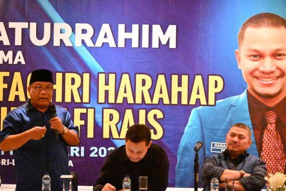 Ketua DPW PAN Jatim Tegaskan Solid Dukung Mufachri – Hanafi - JPNN.COM