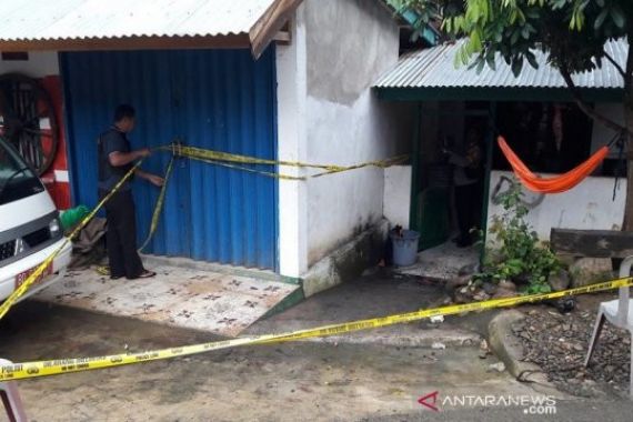 Polisi Amankan Seorang Mantan Kades Terkait Ledakan Bom Tas di Bengkulu - JPNN.COM