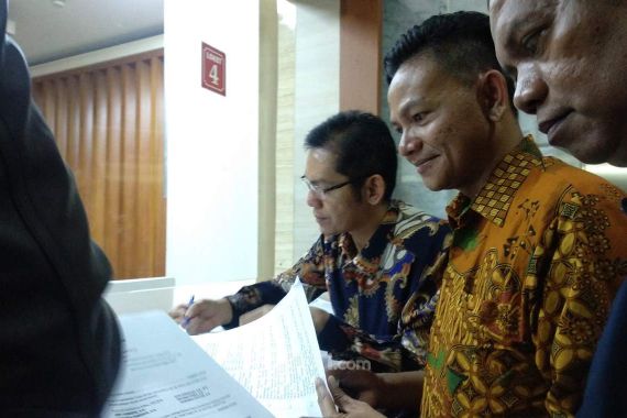 Ogah Menunggu Revisi UU ASN, Honorer K2 Ajukan Uji Materi ke MK - JPNN.COM