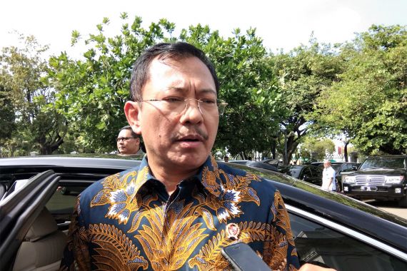 Jokowi Akan Gelar Rapat Rencana Penjemputan WNI di Wuhan - JPNN.COM