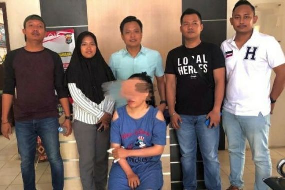 Perempuan Penyebar Video Asusila di Medsos Ini Akhirnya Ditangkap Polisi - JPNN.COM