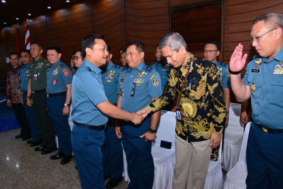 TNI AL Teken Kontrak Kerja Pengadaan Barang dan Jasa - JPNN.COM