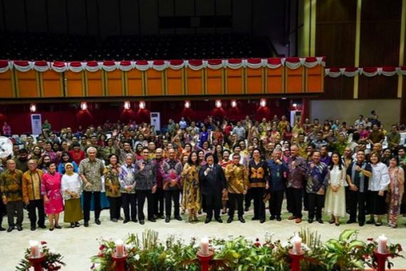 Natal Bersama ASN Kristen di KLHK, Ini Pesan dari Menteri Siti - JPNN.COM