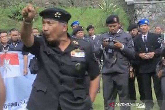 Polisi Periksa 11 Saksi Terkait Sunda Empire - JPNN.COM