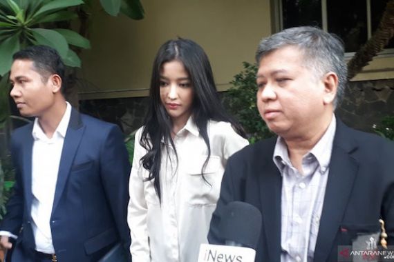 Polisi Periksa Enam Saksi Kasus Pencemaran Nama Baik Pramugari Garuda - JPNN.COM