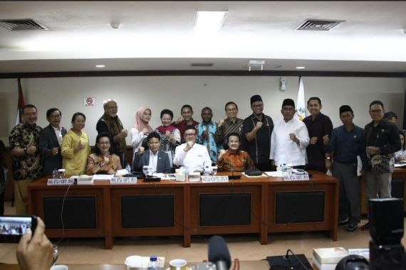Komite I DPD RI Dukung Kebijakan Penyederhanaan Jabatan Eselon - JPNN.COM