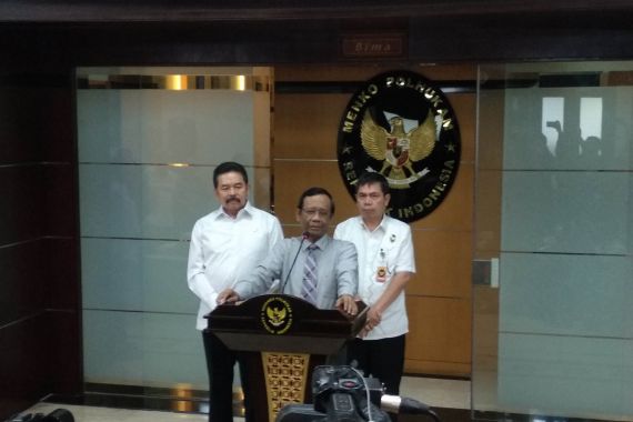 Mahfud MD Mengklarifikasi Pernyataan Jaksa Agung soal Tragedi Semanggi - JPNN.COM
