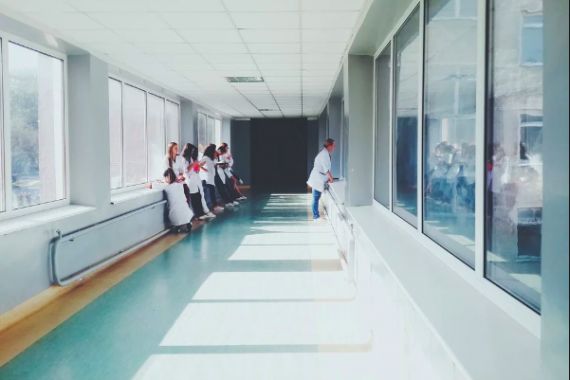 Rumah Sakit Sediakan 16 Ruang Isolasi untuk Pasien Pneumonia - JPNN.COM