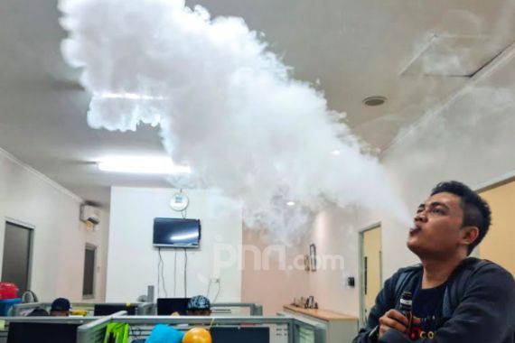 Ketimpangan Tarif Cukai Vape Bikin Indonesia Dijauhi Investor - JPNN.COM