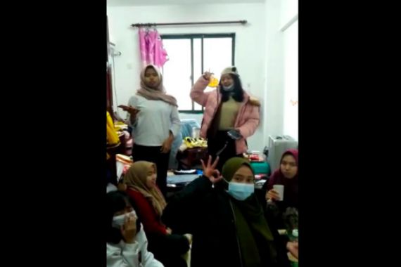Masa Tinggal 4 Mahasiswa Unesa Surabaya di Wuhan Hampir Habis - JPNN.COM