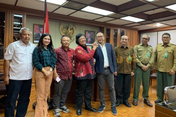 Dukung Peringatan HPN 2020, Menteri LHK Siti Nurbaya Siapkan Acara Penanaman Bibit Pohon - JPNN.COM