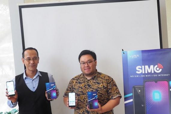 Luna SIMO Rilis Smartphone Bisa Internetan Tanpa Kartu SIM dan Wifi - JPNN.COM