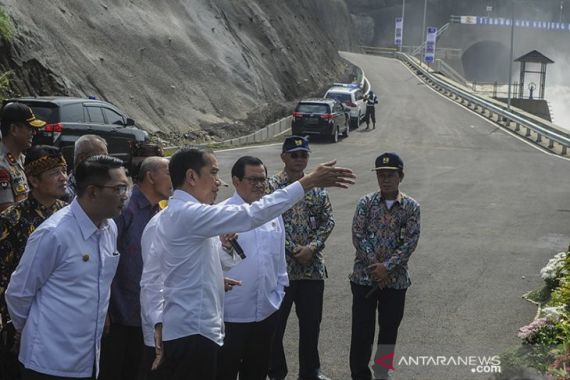 Jokowi: Terowongan Nanjung Sebagai Pengendali Banjir - JPNN.COM