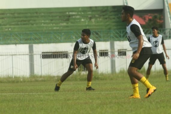 Pemain Senior Barito Putera Ini Sambut Positif Regulasi Liga 1 2020 Soal Pemain U-20 - JPNN.COM