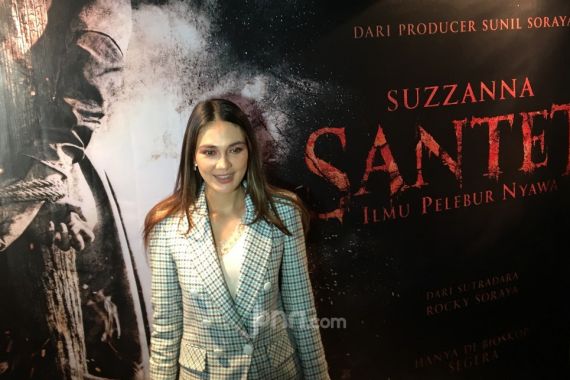 Jadi Suzzanna Lagi, Luna Maya Harus ke Rusia - JPNN.COM