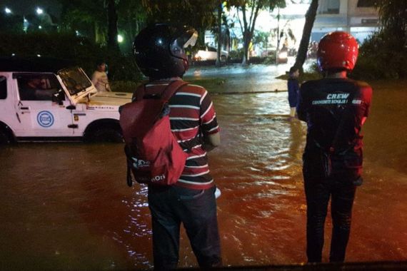 Surabaya Banjir, Termasuk Kawasan Kodam V Brawijaya - JPNN.COM