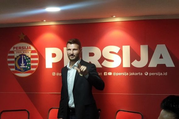 Bek Persija Marco Motta Putuskan Pulang ke Italia - JPNN.COM