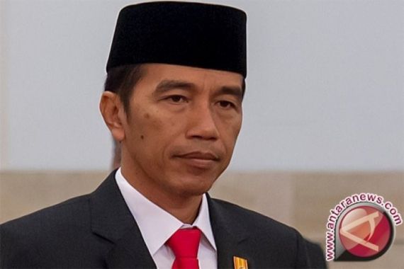 Sosok Gus Sholah di Mata Jokowi - JPNN.COM