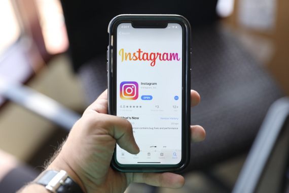Disambangi Messenger Room, Instagram Bisa Video Call Hingga 50 Orang - JPNN.COM