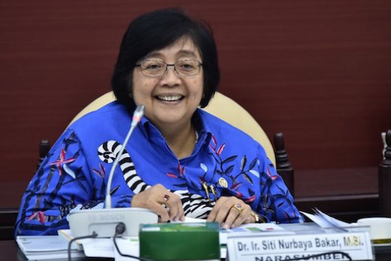 Menteri Siti: Intensifkan Penanaman Pohon di Lahan Bekas Longsor - JPNN.COM