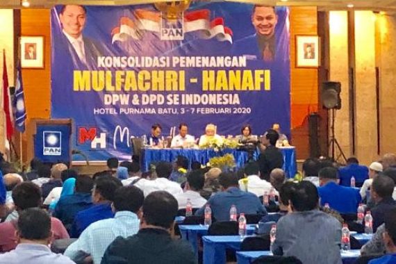 Mulfachri - Hanafi Klaim Didukung 298 Voters Kongres PAN - JPNN.COM