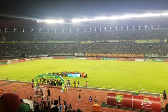 Persebaya Keluhkan Tarif Sewa Stadion GBT Naik 1.000 Persen - JPNN.COM