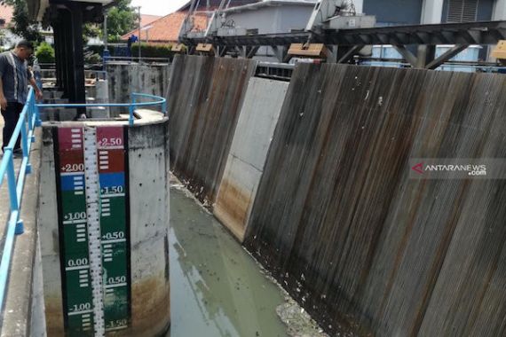 Data Terbaru Tinggi Permukaan Pintu Air Pasar Ikan Jakarta Utara - JPNN.COM