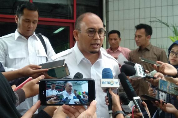 Garuda Indonesia Terancam Bangkrut, Andre Singgung Utang Masa Lalu - JPNN.COM