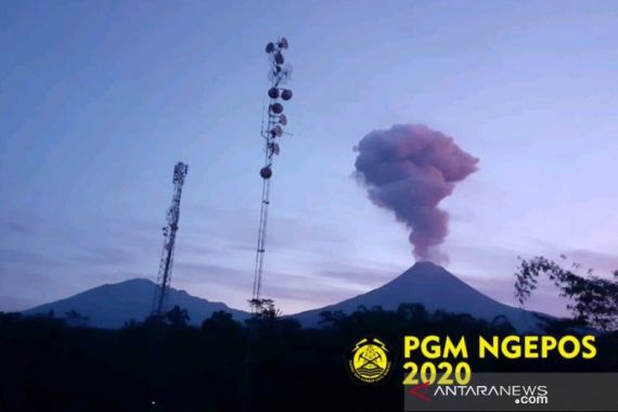 Gunung Merapi Erupsi, Terdengar Dentuman Satu Kali - JPNN.COM