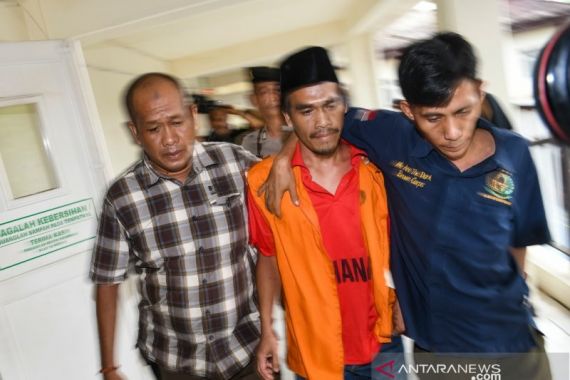 Akbar Alfarisi Divonis Hukuman Mati, Istri Sopir Taksi Online Ini Mengaku Puas - JPNN.COM
