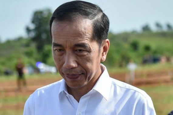 Jansen Demokrat: Mari Beri Kesempatan Pak Jokowi Merealisasikan Pidatonya - JPNN.COM