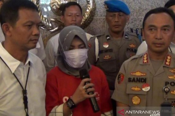 Perempuan asal Bogor: Saya Ingin Bertemu dengan Bunda Risma - JPNN.COM
