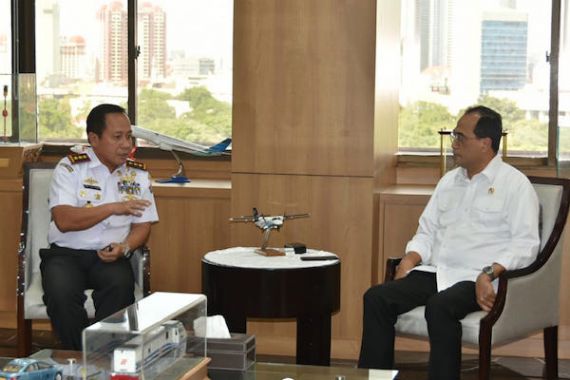 Bertemu Dua Menteri, Kepala Bakamla RI Sampaikan Keinginan Presiden Jokowi - JPNN.COM