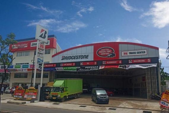 Bridgestone Resmikan Pusat Ban Truk di Tangerang - JPNN.COM