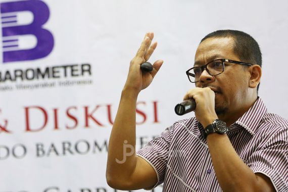 Kepuasan Publik Tinggi, M Qodari Optimistis Jokowi 3 Periode - JPNN.COM