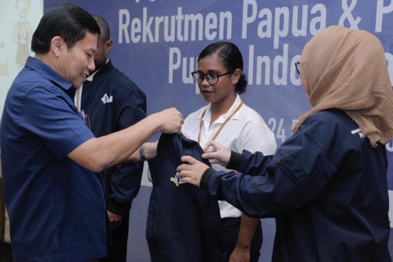 Sebanyak 12 Putra-Putri Papua Ikuti Program Perekrutan Pupuk Indonesia - JPNN.COM
