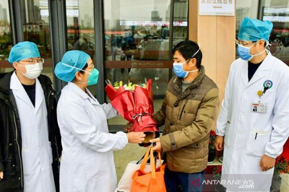 3.000 Staf Medis di Tiongkok Terinfeksi Corona - JPNN.COM