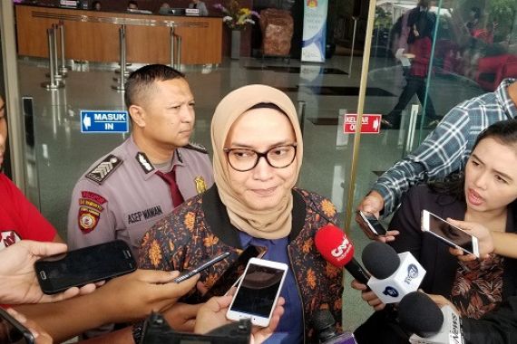 Komisioner KPU Evi Novida Mengaku Tak Kenal dengan Harun Masiku - JPNN.COM