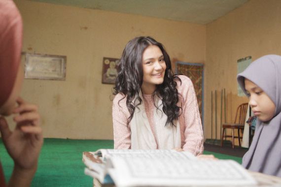 Amanda Rawles: Ranah 3 Warna Bukan Sekadar Cerita Film - JPNN.COM