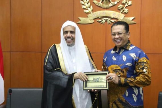 Bamsoet Harap Arab Saudi Kaji Penghentian Sementara Kunjungan Jamaah Umrah Indonesia - JPNN.COM