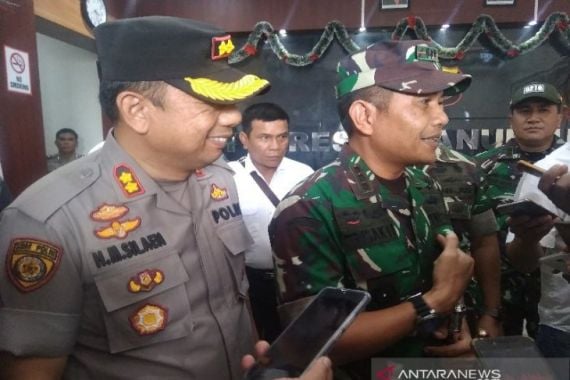 Kronologi Lengkap Bentrok TNI vs Polri di Taput yang Melukai 6 Polisi dan Seorang Warga - JPNN.COM