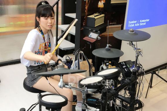 Senri Kawaguchi Pamer Keahlian dalam Java Jazz Festival 2020 - JPNN.COM