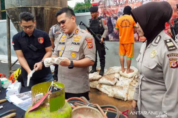 Satu Lagi Bos Tambang Emas Ilegal Bogor Ditangkap Polisi - JPNN.COM
