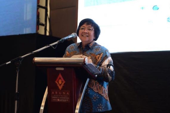 Menteri Siti Pastikan Pelayanan Publik KLHK Tak Terganggu Wabah Corona - JPNN.COM