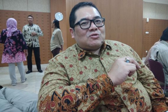 PPDB 2020 DKI Jakarta Tak Melihat Nilai, Indra Puji Anies Baswedan - JPNN.COM